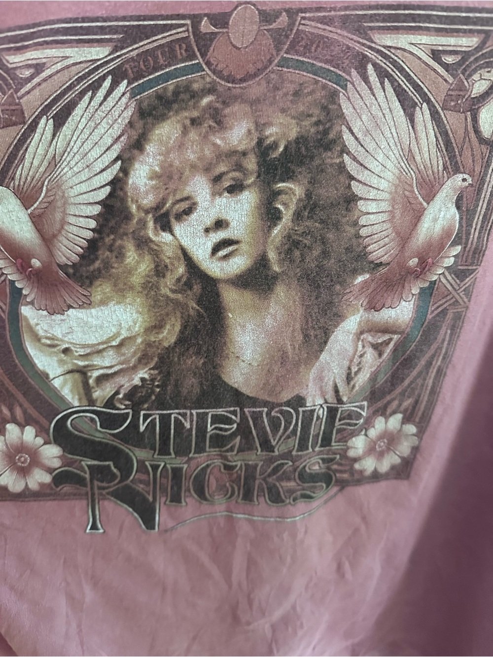 Stevie Nicks Tour Tee women’s XL Pink Graphic Shirt Fleetwood Mac Boho Witchy - Picture 2 of 5